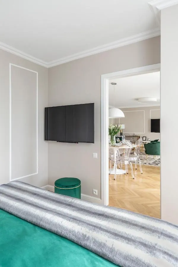 Glam Apartments City Center Varsovia