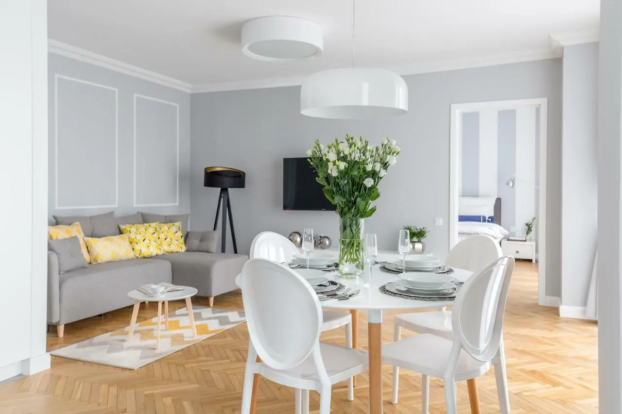 Glam Apartments City Center Varsovia